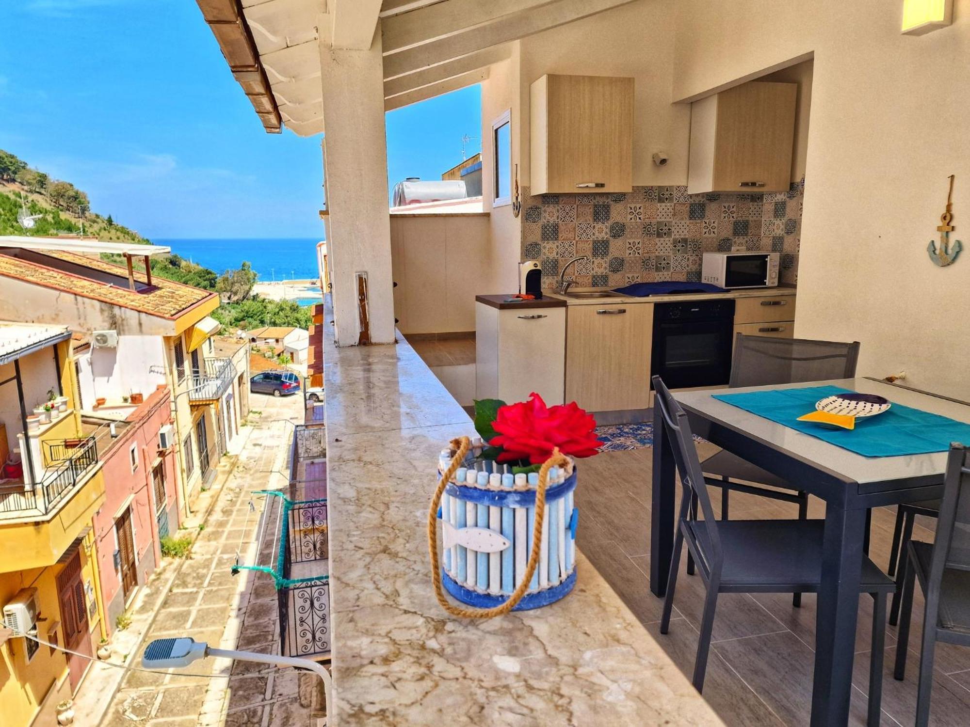 קאסטלמארה דל גולפו Casa Vacanze A&G מראה חיצוני תמונה